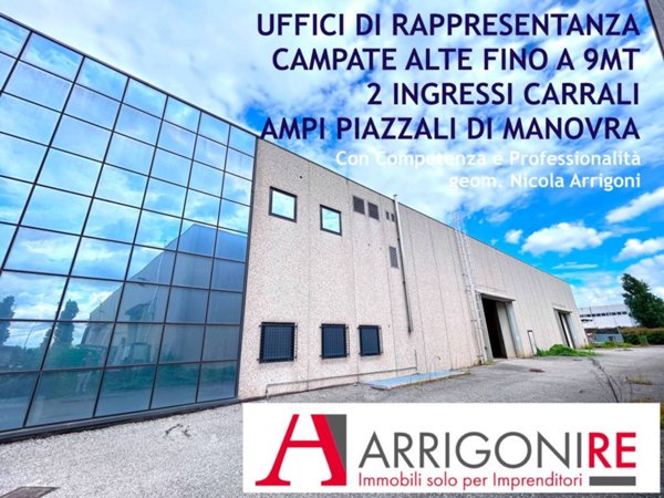 locale commerciale in vendita a Pognano