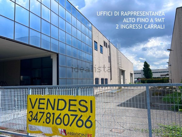 capannone in vendita a Pognano