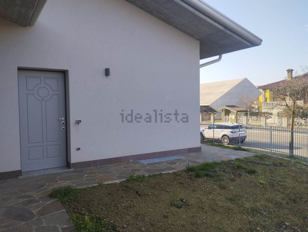 appartamento in vendita a Pognano