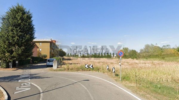 casa indipendente in vendita a Pognano