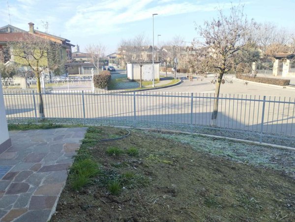 appartamento in vendita a Pognano