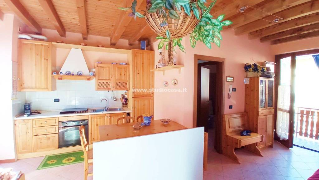 appartamento in vendita a Ponte Nossa