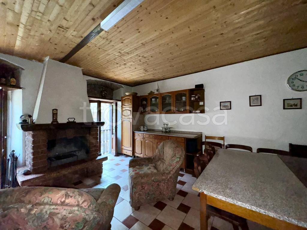 appartamento in vendita a Ponte Nossa