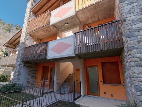 appartamento in vendita a Ponte Nossa