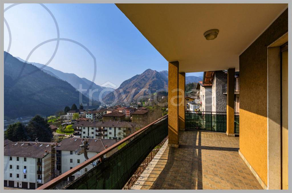 casa indipendente in vendita a Ponte Nossa