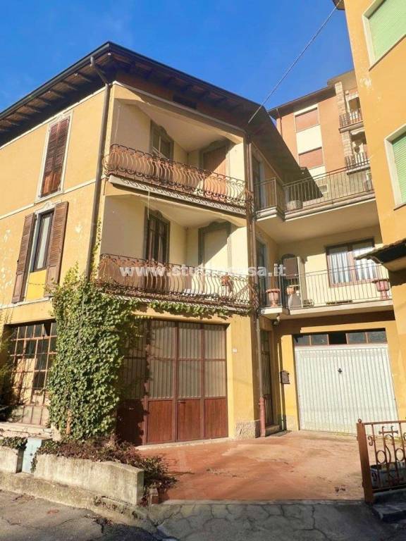 casa indipendente in vendita a Ponte Nossa