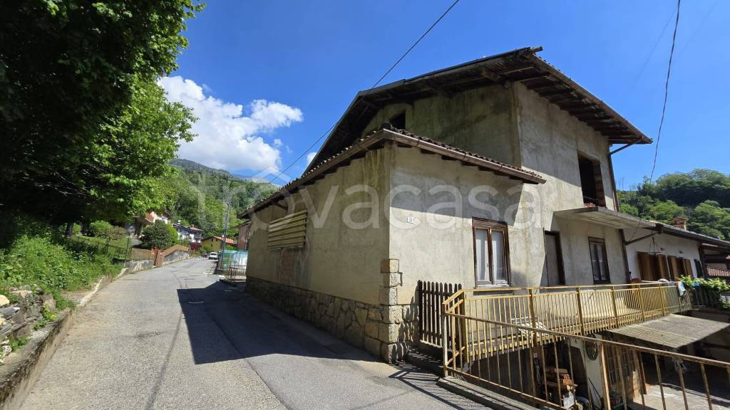 casa indipendente in vendita a Ponte Nossa