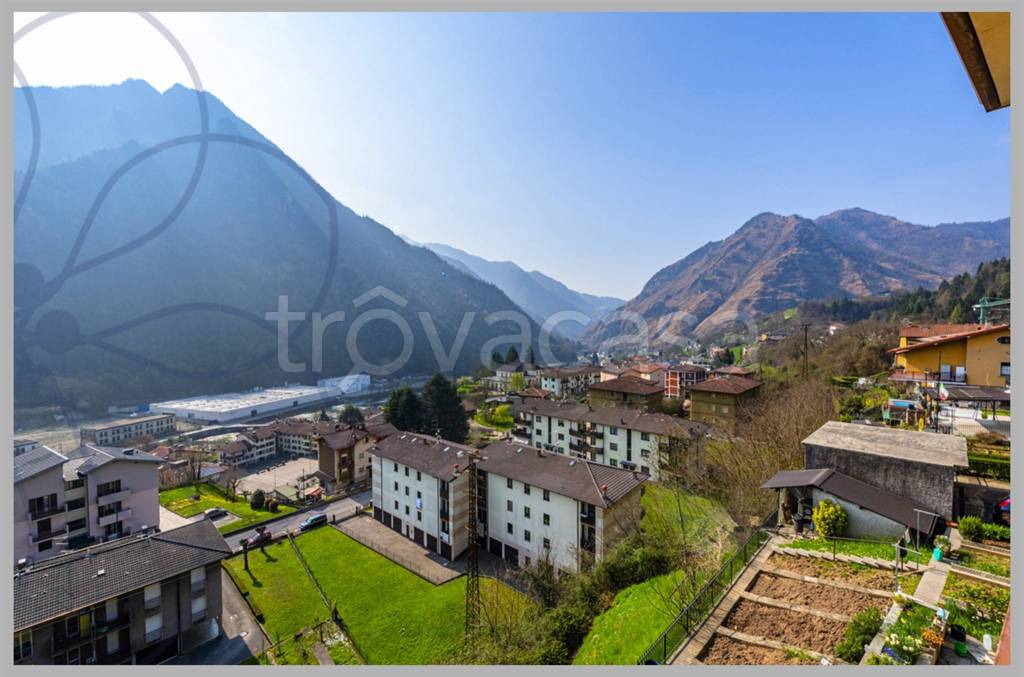 appartamento in vendita a Ponte Nossa