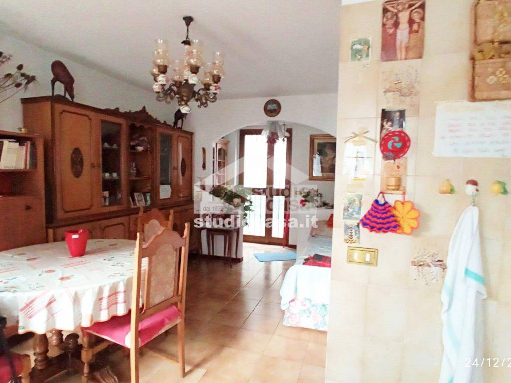 casa indipendente in vendita a Ponte Nossa