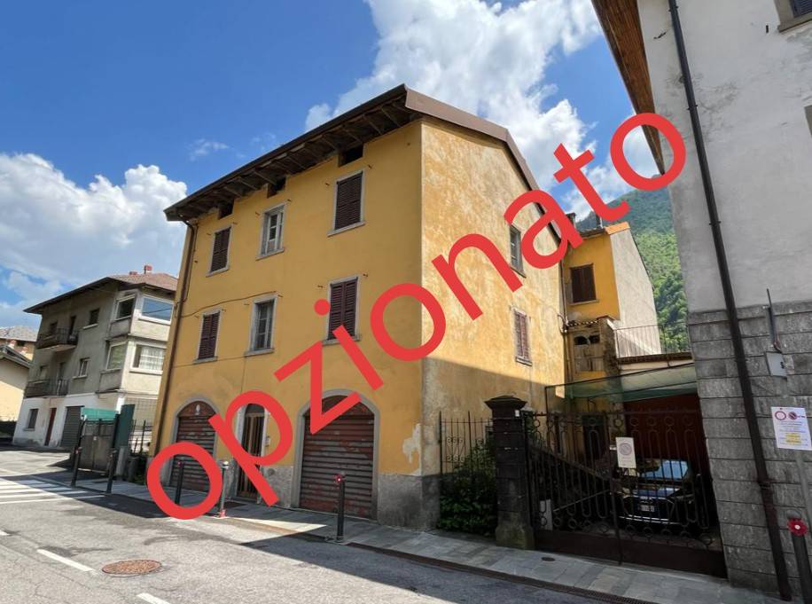intera palazzina in vendita a Ponte Nossa