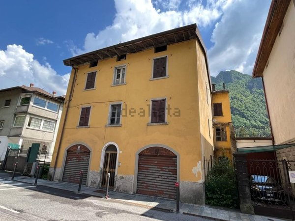 casa indipendente in vendita a Ponte Nossa