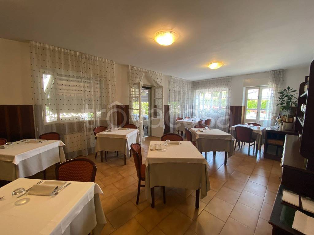 negozio in vendita a Ponteranica