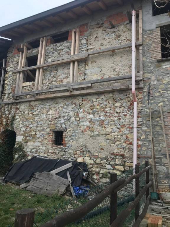 casa indipendente in vendita a Ponteranica