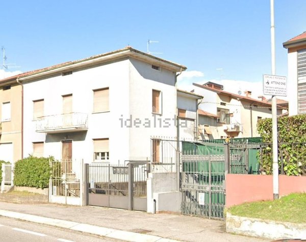 casa indipendente in vendita a Ponteranica