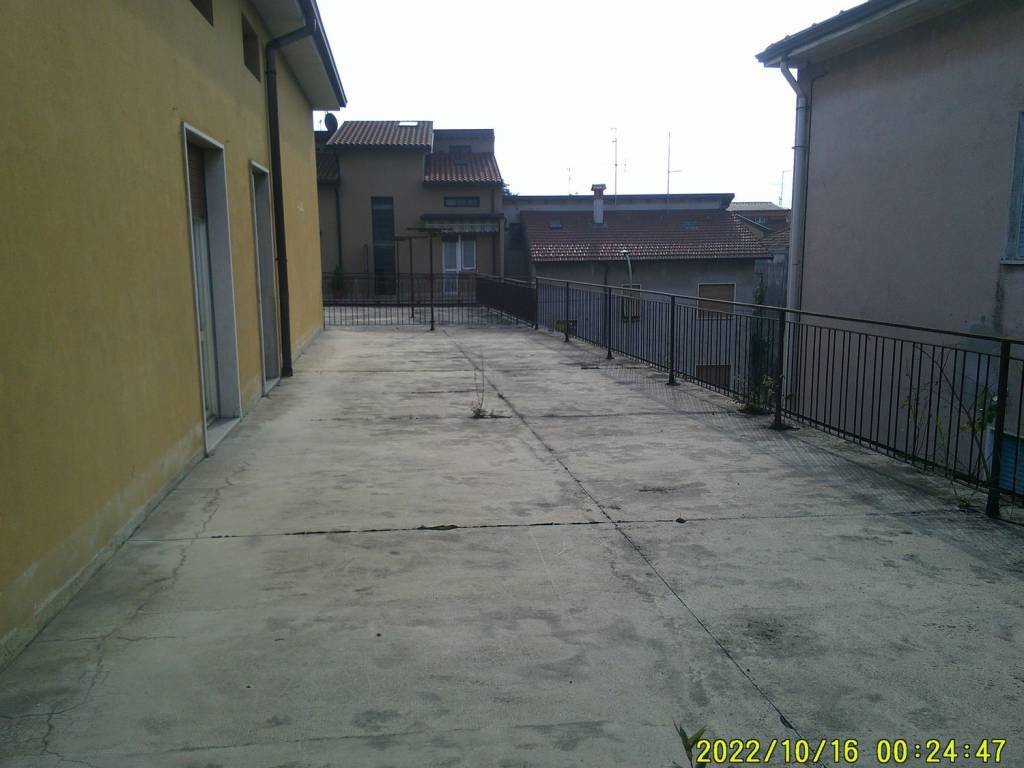 locale di sgombero in vendita a Ponteranica
