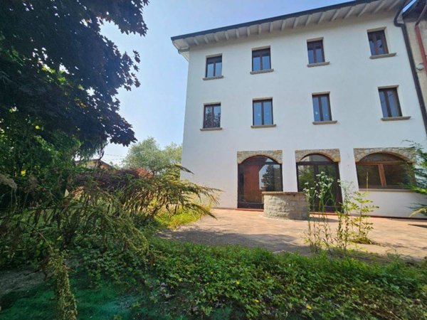 casa indipendente in vendita a Ponteranica