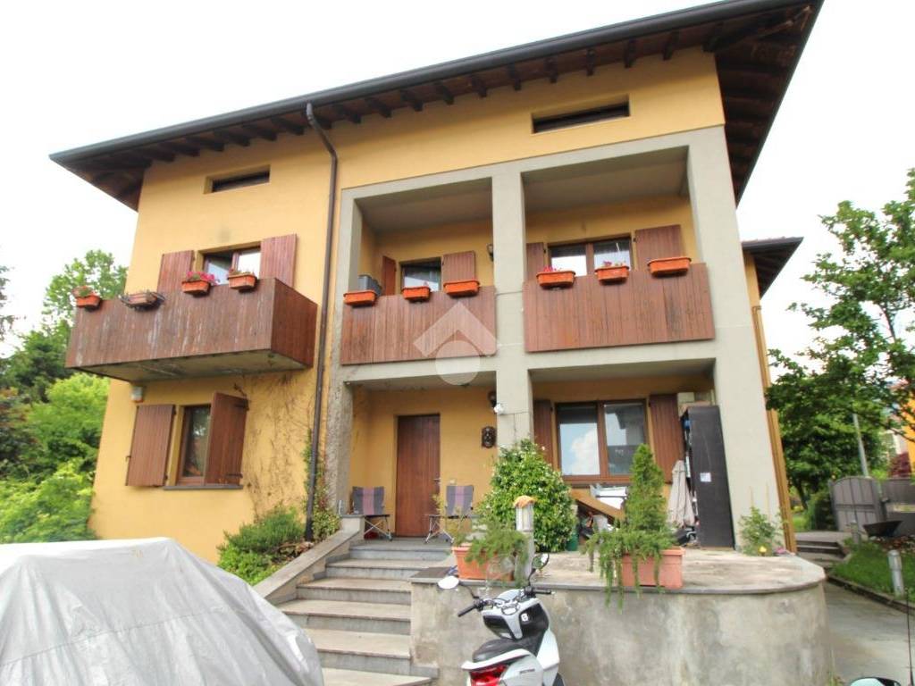 casa indipendente in vendita a Ponteranica