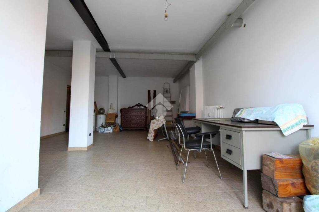 negozio in vendita a Ponteranica