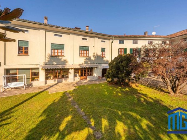 intera palazzina in vendita a Ponteranica