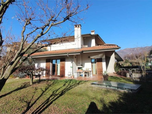 casa indipendente in vendita a Ponteranica