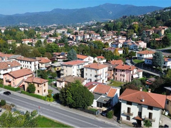casa indipendente in vendita a Ponteranica