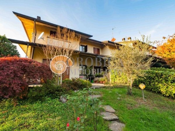 casa indipendente in vendita a Ponteranica