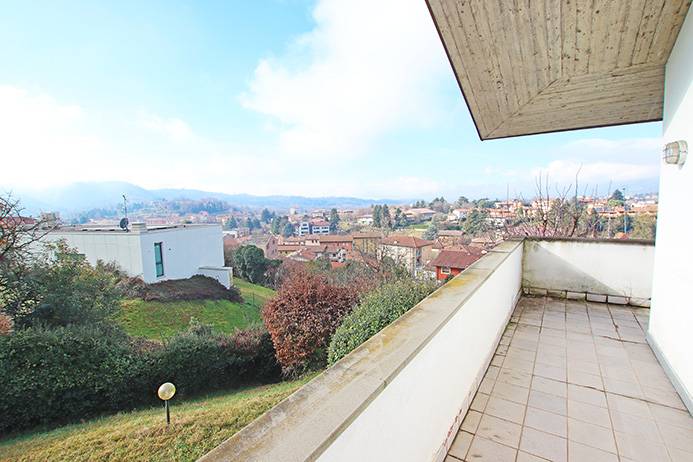 casa indipendente in vendita a Ponteranica