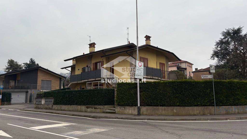 appartamento in vendita a Ponteranica