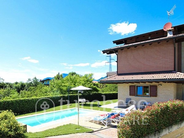 casa indipendente in vendita a Ponteranica