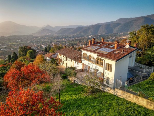 casa indipendente in vendita a Ponteranica