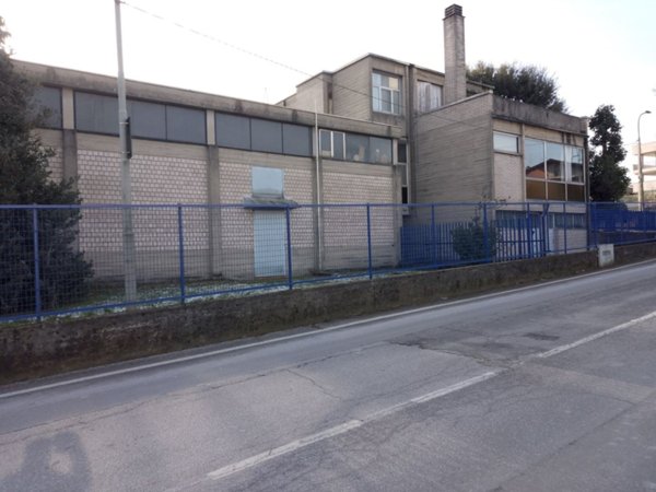locale commerciale in vendita a Ponteranica