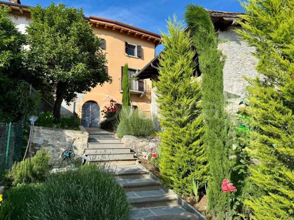 casa indipendente in vendita a Ponteranica