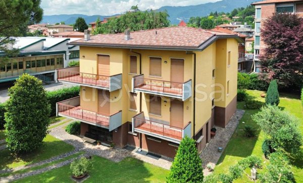 casa indipendente in vendita a Ponteranica