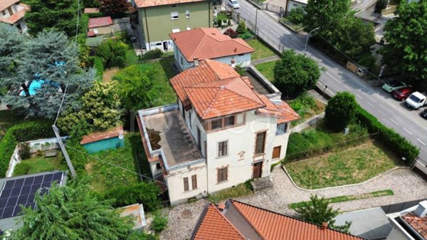 casa indipendente in vendita a Ponteranica
