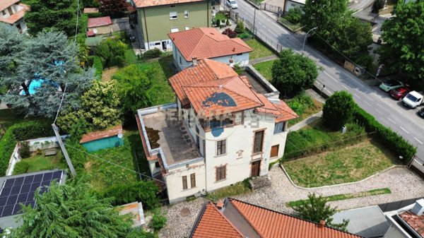 casa indipendente in vendita a Ponteranica