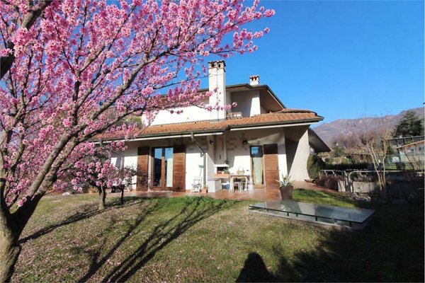 casa indipendente in vendita a Ponteranica
