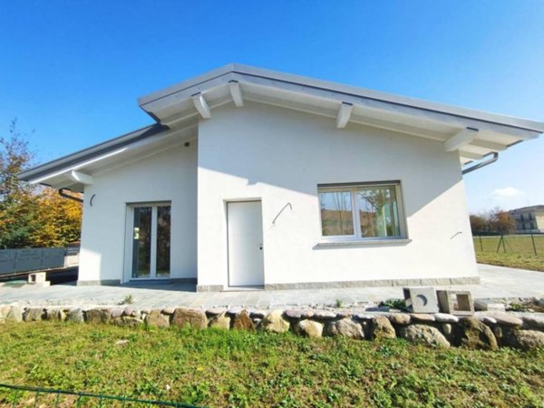 casa indipendente in vendita a Ponte San Pietro