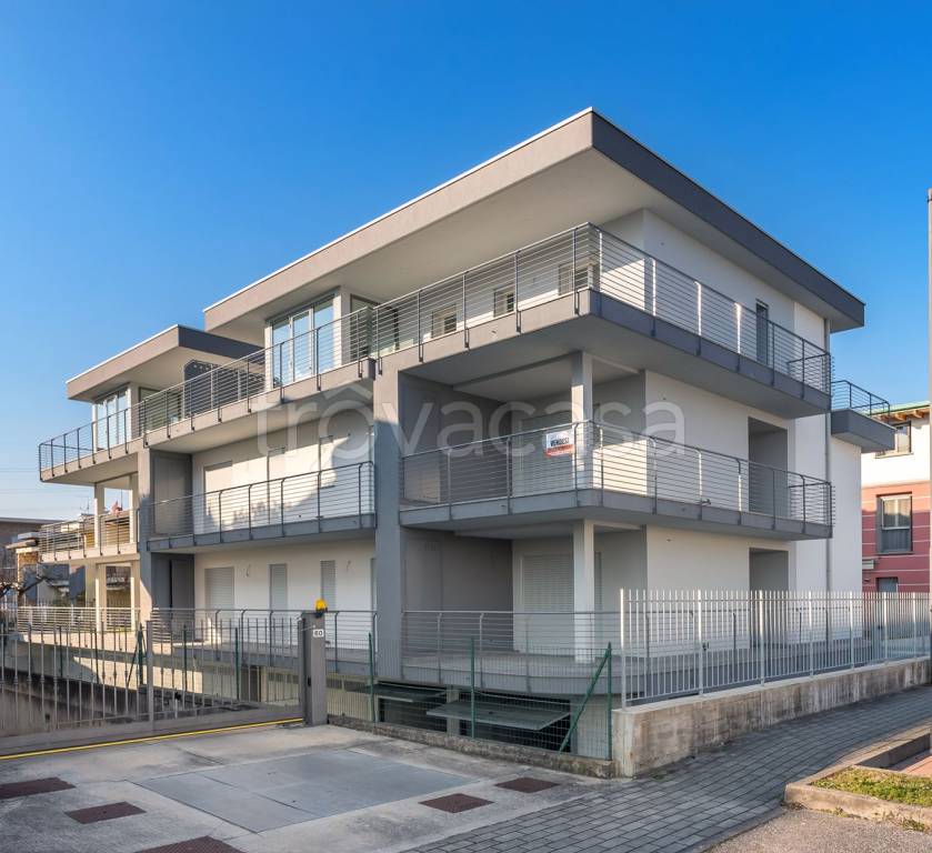 appartamento in vendita a Ponte San Pietro