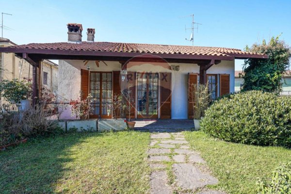 casa indipendente in vendita a Ponte San Pietro