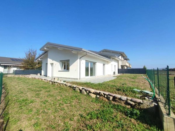 casa indipendente in vendita a Ponte San Pietro