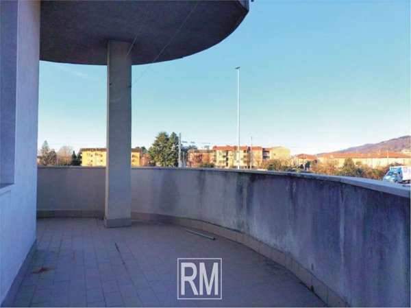 appartamento in vendita a Ponte San Pietro in zona Locate