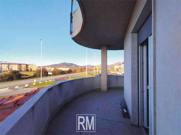 appartamento in vendita a Ponte San Pietro in zona Locate