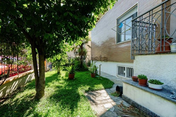casa indipendente in vendita a Ponte San Pietro in zona Locate