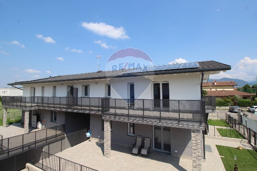 appartamento in vendita a Ponte San Pietro in zona Locate