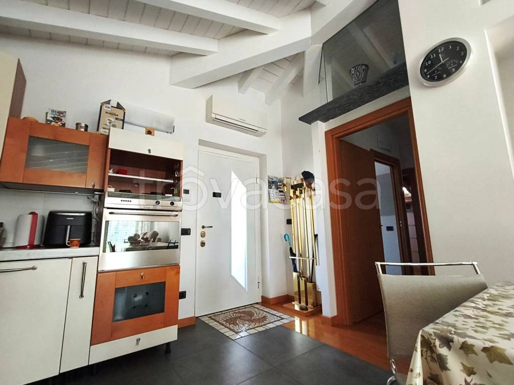 appartamento in vendita a Ponte San Pietro