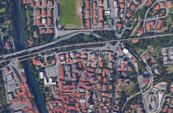 casale in vendita a Ponte San Pietro