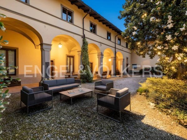 villa in vendita a Ponte San Pietro in zona Locate