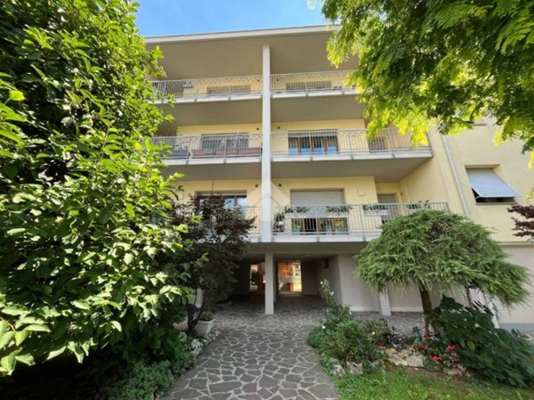 appartamento in vendita a Ponte San Pietro