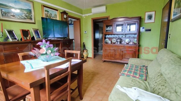 appartamento in vendita a Ponte San Pietro in zona Locate