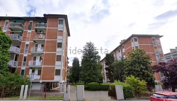 appartamento in vendita a Ponte San Pietro in zona Locate